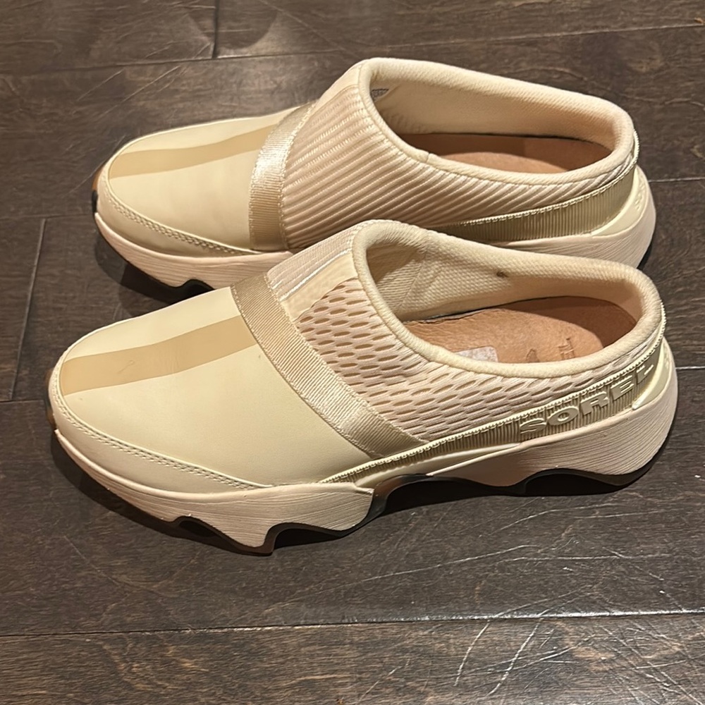Sorel- Stylish Cream Slip-On Women's Shoes
